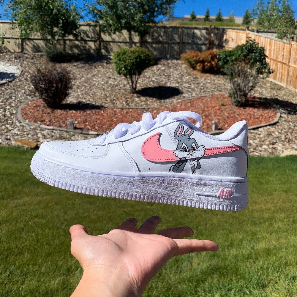 CUSTOM SHOES👟 PRICES VARY!